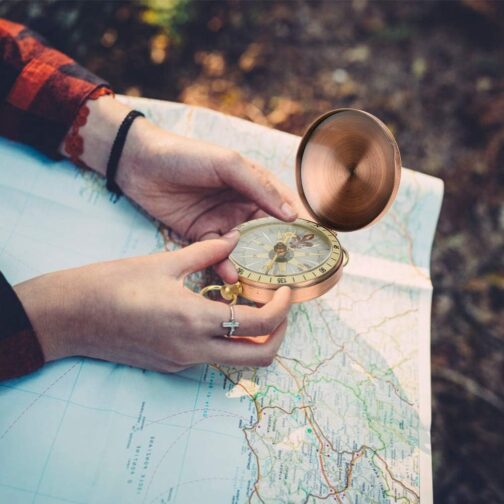 Vintage Pocket Watch Metal Compass Antique Brass Flip Cover Compass with Automatic Flip Lid and Portable for Outdoor Backpacking, Camping, Hiking – Bild 2
