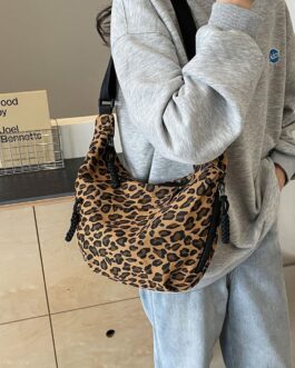 Women’s Half Moon Shoulder Bag, Hobo Bag, Nylon Crossbody Bag, Women’s Multiple Pockets, Shoulder Bag with Adjustable Shoulder Strap, Leopard/Solid Colour, Large Capacity for Travel, Work, Uni