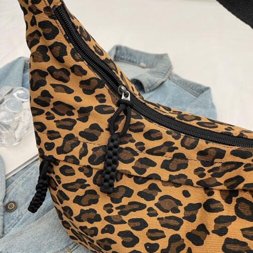 Women's Half Moon Shoulder Bag, Hobo Bag, Nylon Crossbody Bag, Women's Multiple Pockets, Shoulder Bag with Adjustable Shoulder Strap, Leopard/Solid Colour, Large Capacity for Travel, Work, Uni – Bild 5