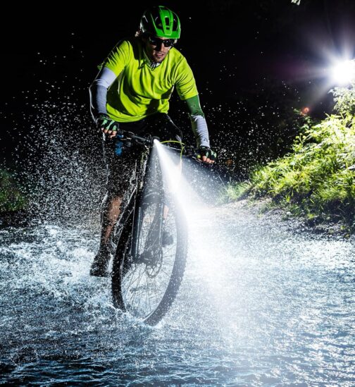 OnMeto Front Light for Bicycle, IPX5 Waterproof Scooter Light, Rechargeable USB Bicycle Headlight, Accessories for Road Bike, Mountain Bike, for Adults, Men, Women, Children – Bild 2