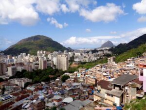 Mehr über den Artikel erfahren Favela Santa Marta