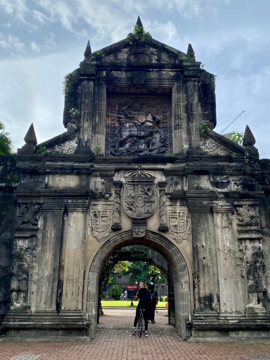 Du betrachtest gerade Exploring Metro Manila: Day Trips and Hidden Neighbourhoods