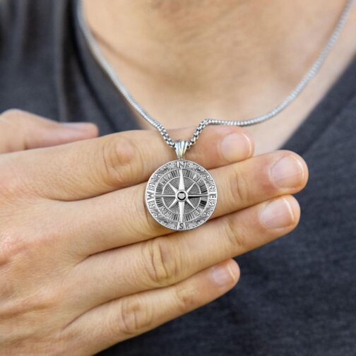 Pack of 2 Men's Necklace Compass Pendant – Stainless Steel Silver-Plated 2 x Chain Men's Compass Chain Birthday, Valentine's Day – Gift for Husband, Father, Friends – Bild 5