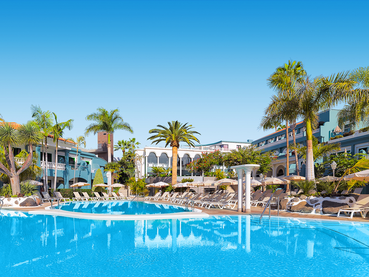 Buche jetzt deinen Traumurlaub im ADRIAN Hoteles Colón Guanahani in  ➝ schon ab 1214 €!