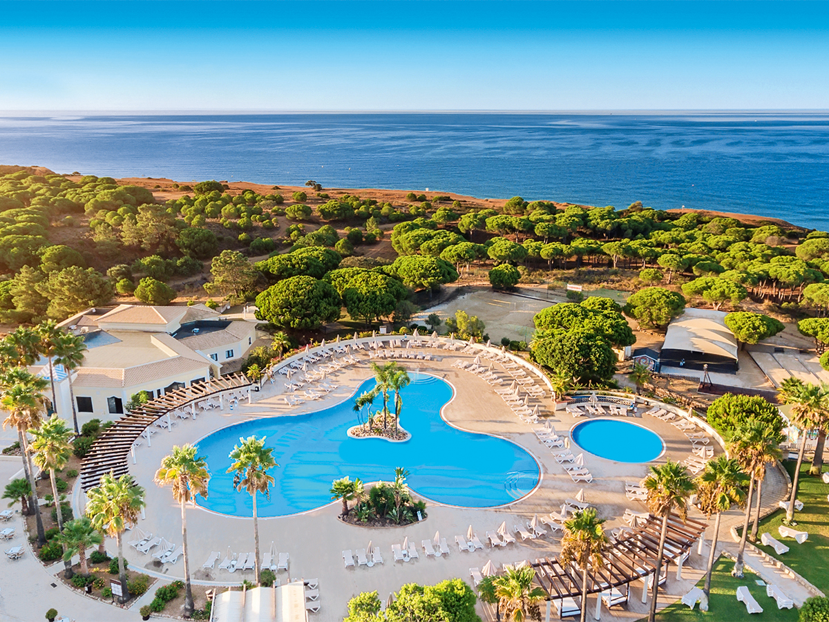 Buche jetzt deinen Traumurlaub im AP Hotel Adriana Beach Resort in  ➝ schon ab 1223 €!