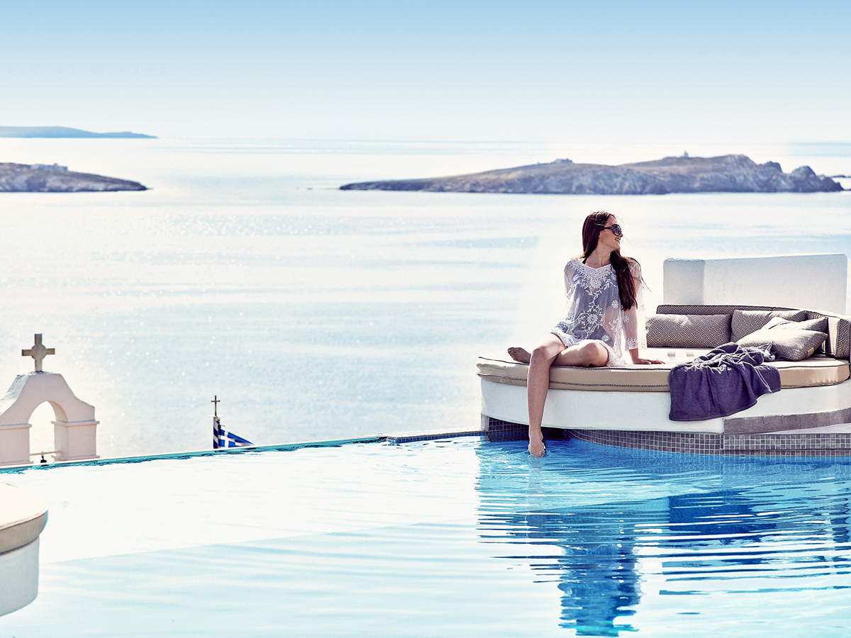 Buche jetzt deinen Traumurlaub im Absolut Mykonos Suites & More in  ➝ schon ab 1222 €!