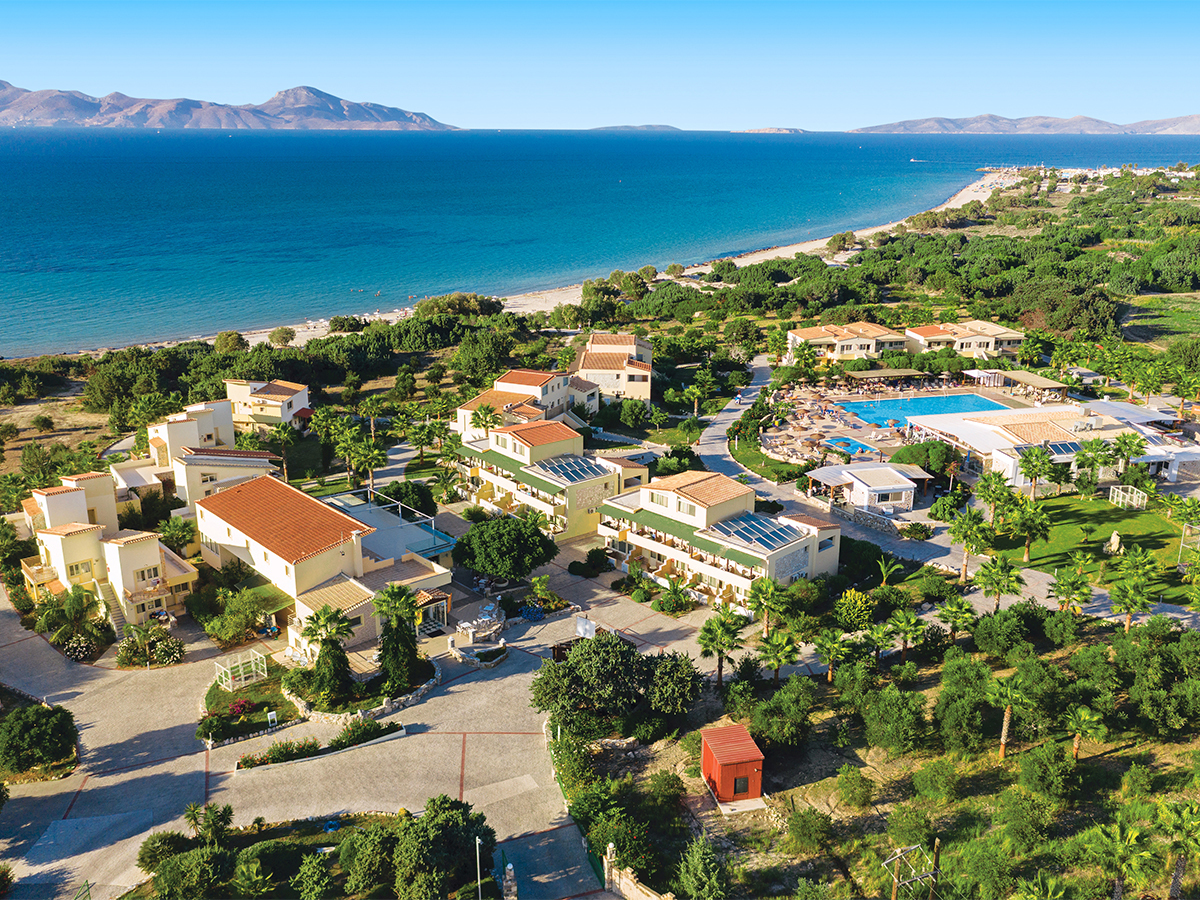 Buche jetzt deinen Traumurlaub im Achilleas Beach Hotel - Adults only in  ➝ schon ab 1087 €!