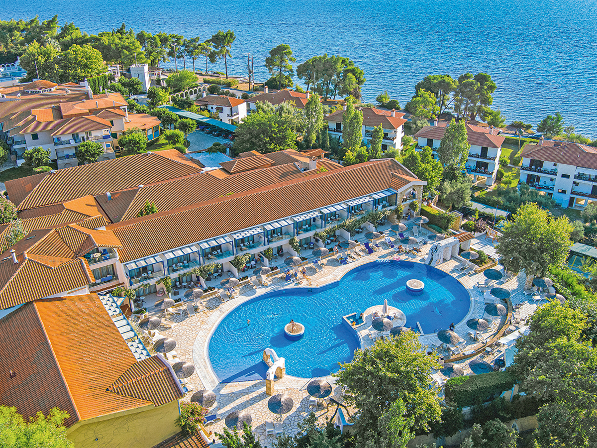 Buche jetzt deinen Traumurlaub im Acrotel Athena Pallas in  ➝ schon ab 942 €!