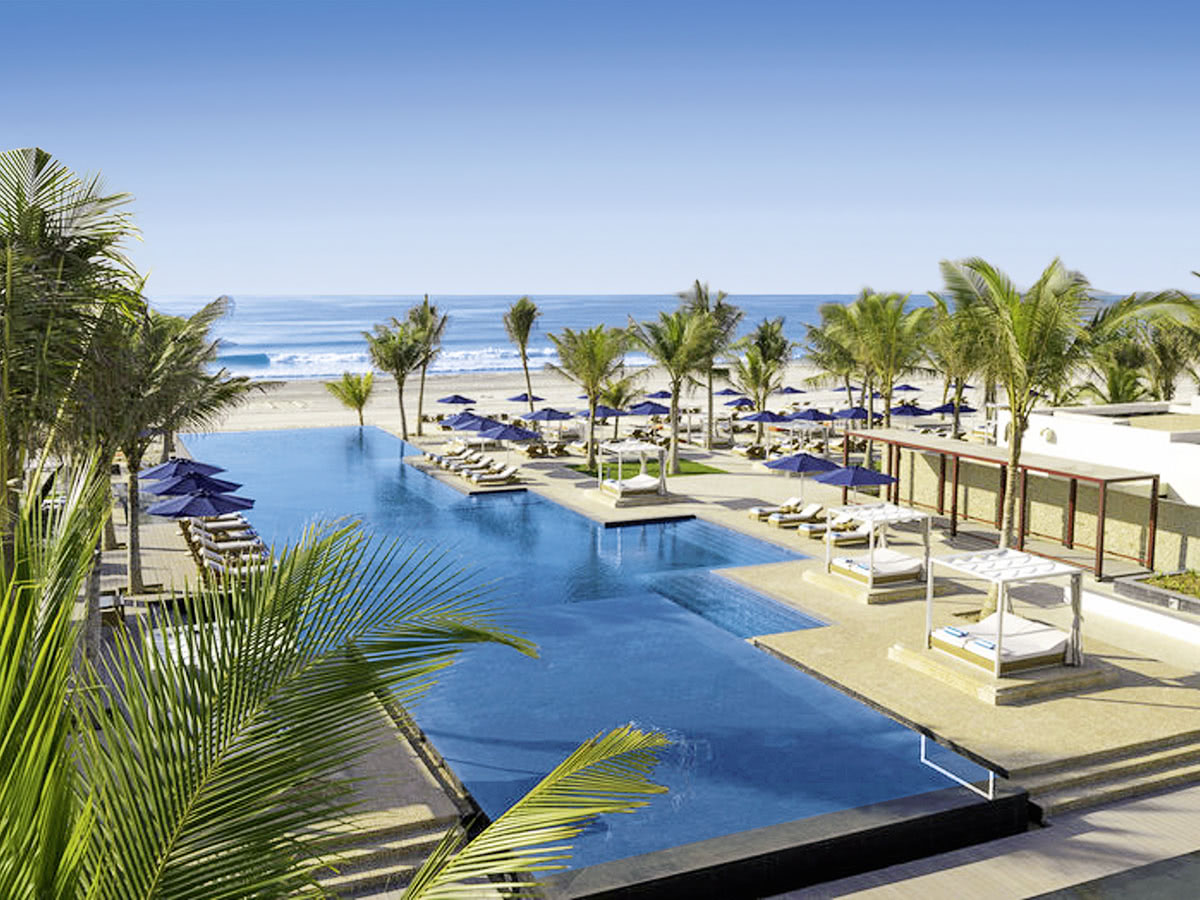 Buche jetzt deinen Traumurlaub im Al Baleed Resort Salalah by Anantara in  ➝ schon ab 1951 €!