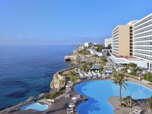 Buche jetzt deinen Traumurlaub im Alua Calas de Mallorca in  ➝ schon ab 802 €!