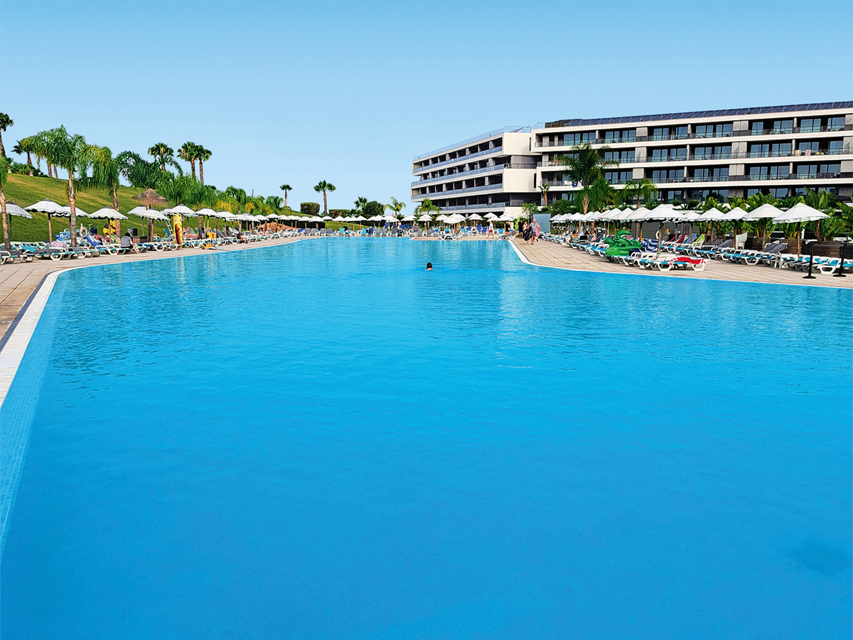 Buche jetzt deinen Traumurlaub im Alvor Baía Resort Hotel in  ➝ schon ab 1215 €!