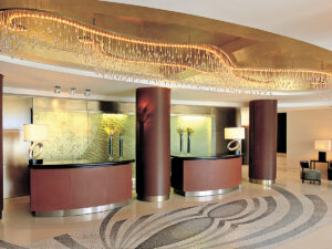 Buche jetzt deinen Traumurlaub im Amphitryon Hotel in  ➝ schon ab 1364 €!