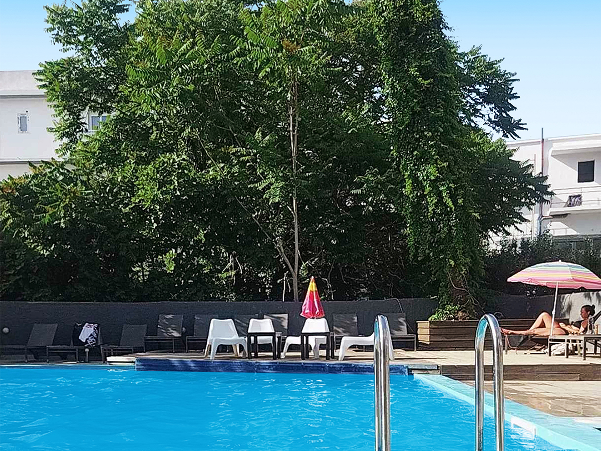 Buche jetzt deinen Traumurlaub im Amphitryon city Hotel in  ➝ schon ab 589 €!