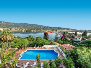 Buche jetzt deinen Traumurlaub im Anamar Skiathos in  ➝ schon ab 702 €!