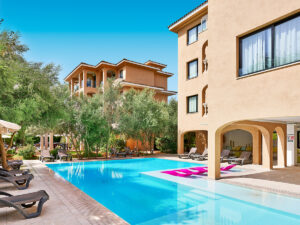 Buche jetzt deinen Traumurlaub im App. S'Olivera/App. Sinfony in  ➝ schon ab 685 €!