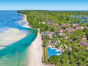 Buche jetzt deinen Traumurlaub im Apsara Beachfront Resort & Villa in  ➝ schon ab 1338 €!