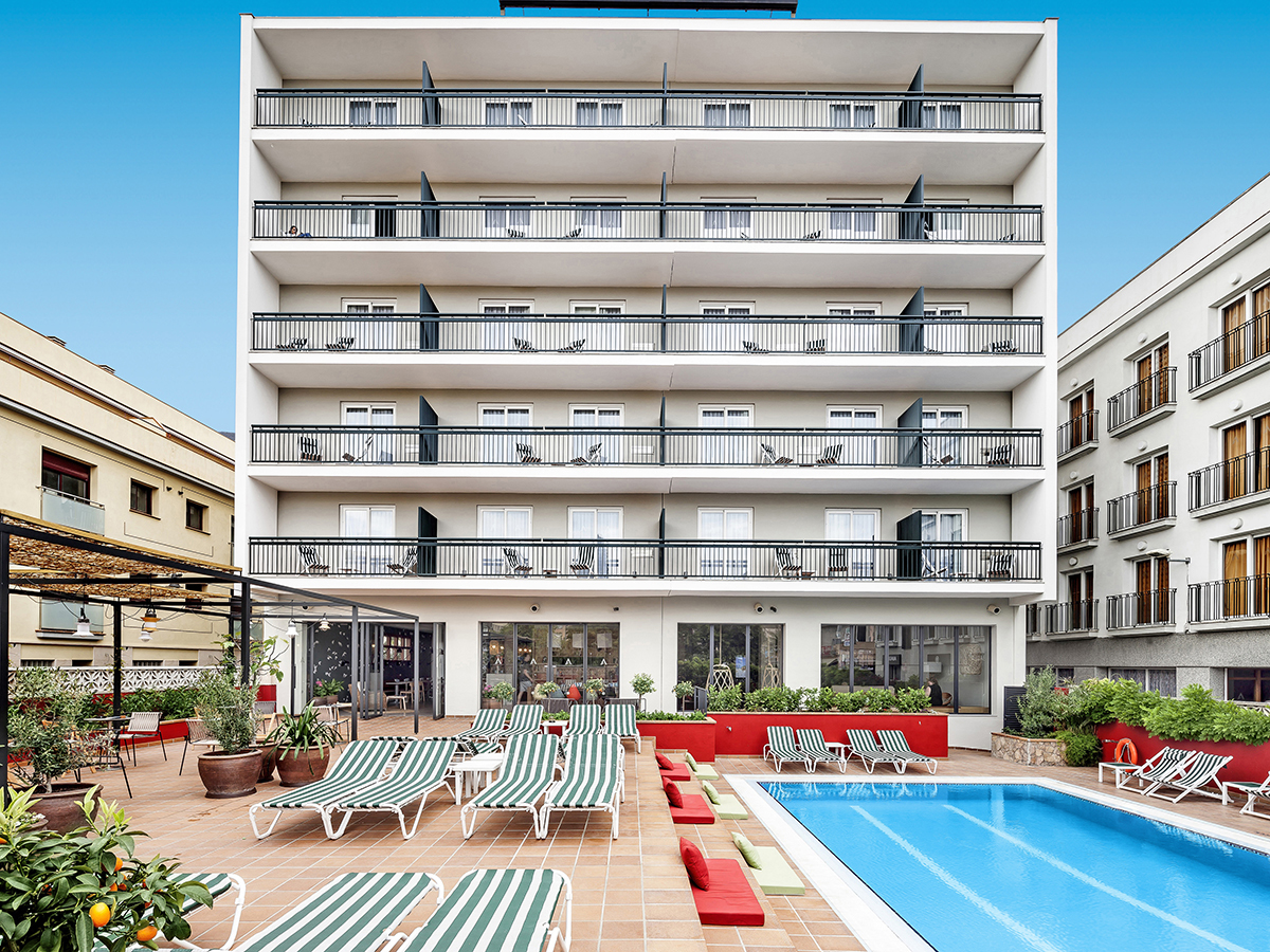 Buche jetzt deinen Traumurlaub im Aqua Hotel Bertran Park in  ➝ schon ab 601 €!