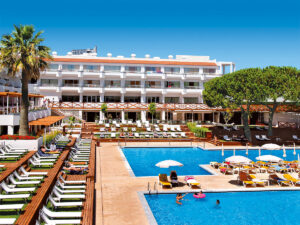 Buche jetzt deinen Traumurlaub im Aqualuz Lagos by The Editory in  ➝ schon ab 1107 €!