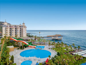 Buche jetzt deinen Traumurlaub im Aria Resort Hotel in  ➝ schon ab 854 €!