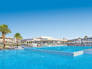 Buche jetzt deinen Traumurlaub im Atlantica Dreams Resort in  ➝ schon ab 1507 €!