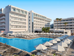 Buche jetzt deinen Traumurlaub im Atlantica Sancta Napa in  ➝ schon ab 1047 €!