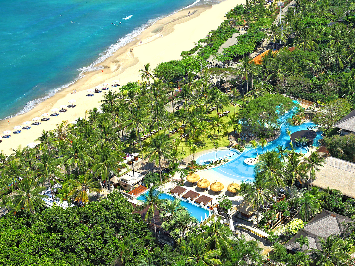 Buche jetzt deinen Traumurlaub im Bali Mandira Beach Resort in  ➝ schon ab 1481 €!