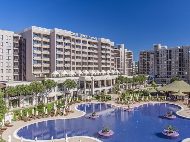 Buche jetzt deinen Traumurlaub im Barcelo Royal Beach in  ➝ schon ab 944 €!