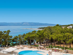 Buche jetzt deinen Traumurlaub im Bluesun Hotel Elaphusa in  ➝ schon ab 692 €!