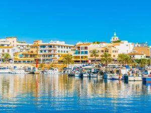 Buche jetzt deinen Traumurlaub im Capricho Hotel and Spa in  ➝ schon ab 849 €!