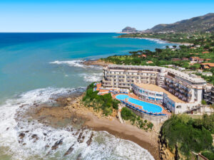 Buche jetzt deinen Traumurlaub im Carlton Riviera in  ➝ schon ab 1141 €!