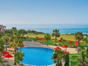 Buche jetzt deinen Traumurlaub im Cascade Wellness& Lifestyle Resort in  ➝ schon ab 2189 €!