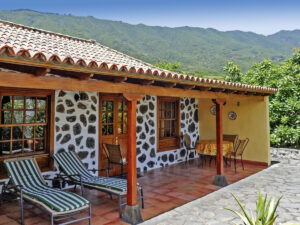 Buche jetzt deinen Traumurlaub im Casitas Armary in  ➝ schon ab 540 €!