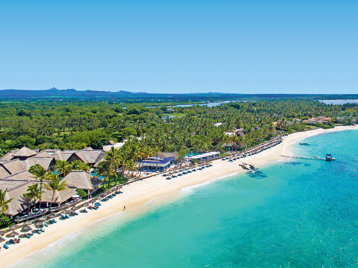 Buche jetzt deinen Traumurlaub im Constance Belle Mare Plage in  ➝ schon ab 2554 €!