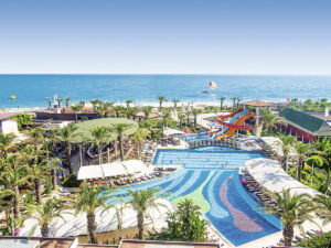 Buche jetzt deinen Traumurlaub im Crystal Family Resort & Spa Belek in  ➝ schon ab 1059 €!
