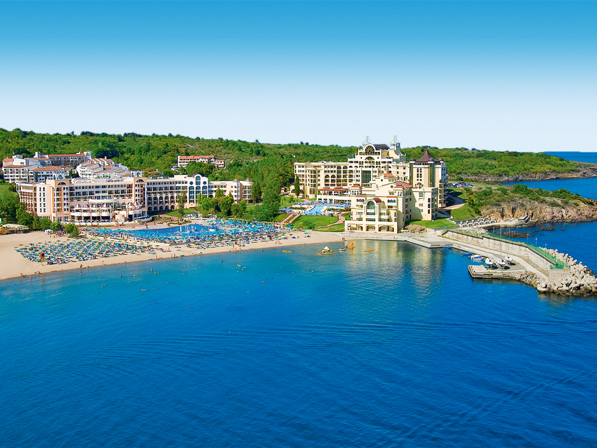 Buche jetzt deinen Traumurlaub im DUNI Hotel Marina Royal Palace in  ➝ schon ab 807 €!