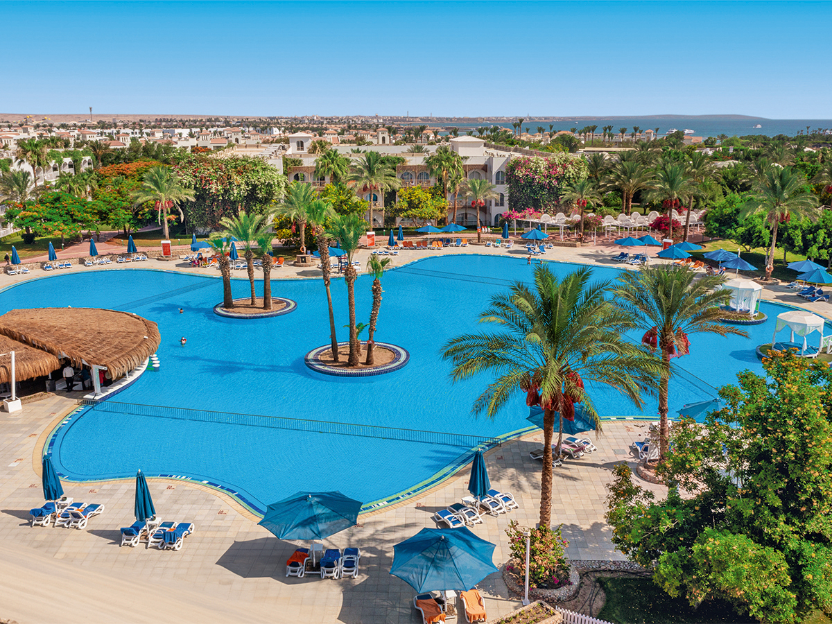 Buche jetzt deinen Traumurlaub im Desert Rose Resort in  ➝ schon ab 761 €!