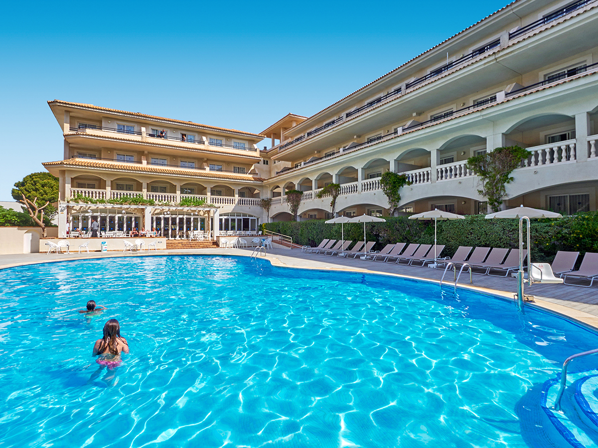 Buche jetzt deinen Traumurlaub im Diamant Hotel & Aparthotel in  ➝ schon ab 868 €!