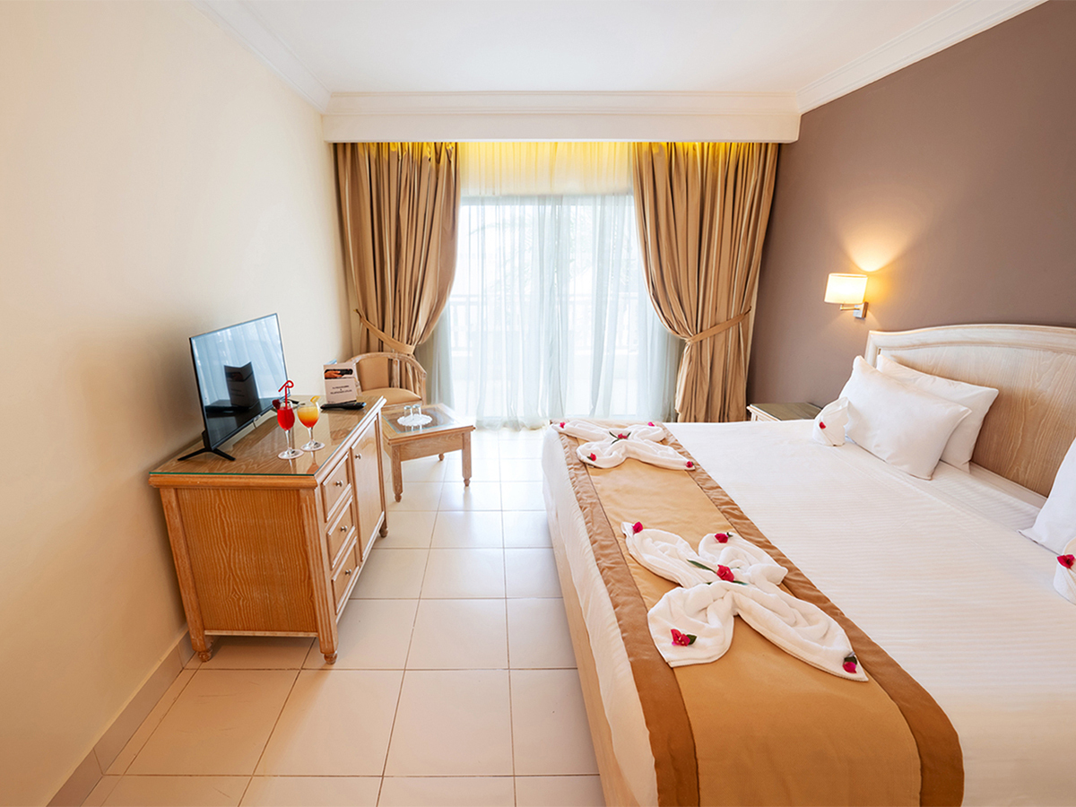 Buche jetzt deinen Traumurlaub im Djerba Golf Resort & Spa in  ➝ schon ab 667 €!