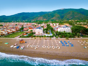 Buche jetzt deinen Traumurlaub im Dogan Beach Resort & Spa in  ➝ schon ab 584 €!
