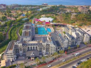 Buche jetzt deinen Traumurlaub im Dream World Palace in  ➝ schon ab 779 €!