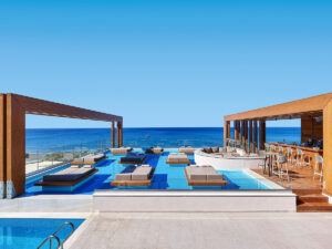 Buche jetzt deinen Traumurlaub im Enorme Santanna Beach Resort in  ➝ schon ab 1231 €!