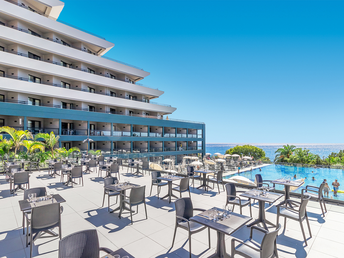 Buche jetzt deinen Traumurlaub im Enotel Lido Madeira in  ➝ schon ab 1052 €!