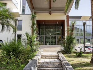 Buche jetzt deinen Traumurlaub im Eurostars Queen of Montenegro in  ➝ schon ab 823 €!