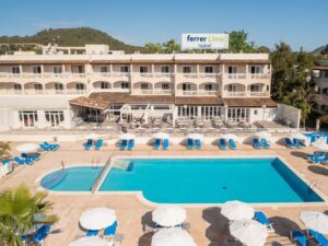 Buche jetzt deinen Traumurlaub im Ferrer Lime Isabel in  ➝ schon ab 567 €!