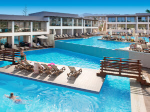 Buche jetzt deinen Traumurlaub im Gouves Water Park in  ➝ schon ab 856 €!