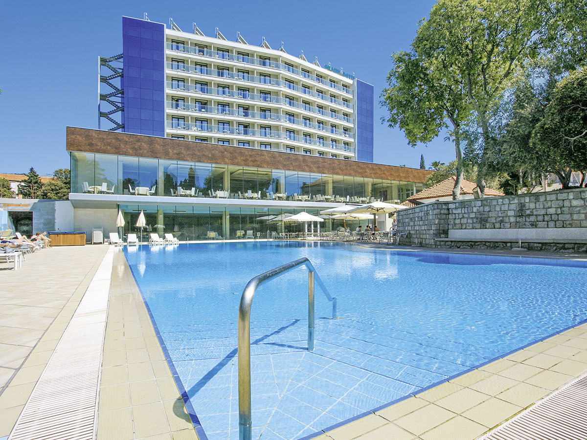 Buche jetzt deinen Traumurlaub im Grand Hotel Park in  ➝ schon ab 973 €!