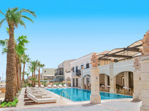 Buche jetzt deinen Traumurlaub im Grecotel Plaza Beach House in  ➝ schon ab 1256 €!