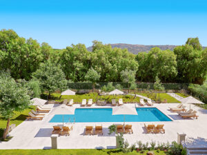 Buche jetzt deinen Traumurlaub im Grecotel Villa Oliva in  ➝ schon ab 837 €!