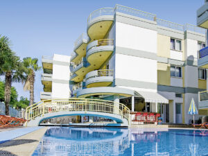 Buche jetzt deinen Traumurlaub im Angela Appartments in Griechenland