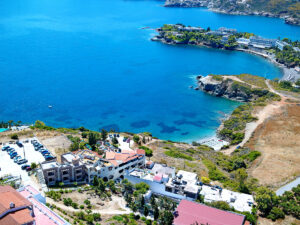 Buche jetzt deinen Traumurlaub im Eva Mare Hotel & Suites in Griechenland
